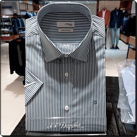 구김이 적고 착용감이 편한 반팔셔츠