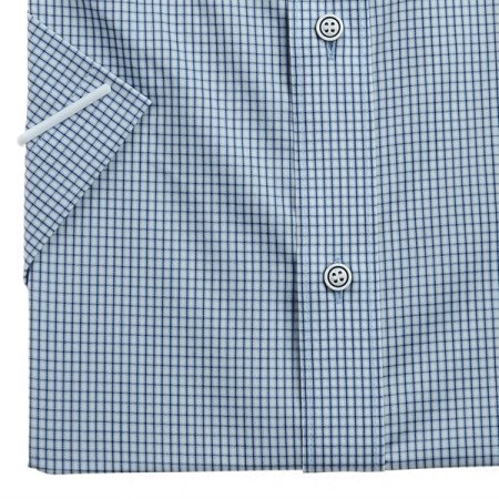 구김이 적고 착용감이 편한 반팔셔츠