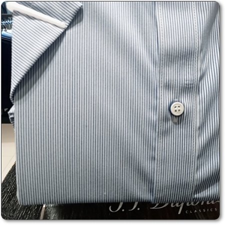 스트레치 소재를 사용한 기본셔츠