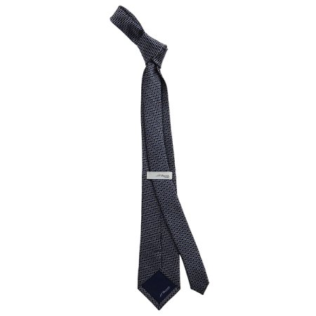 라인이 돋보이는 기하학 큐빅타이