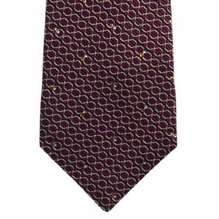 라인이 돋보이는 기하학 큐빅타이