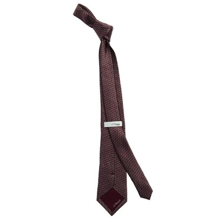 라인이 돋보이는 기하학 큐빅타이