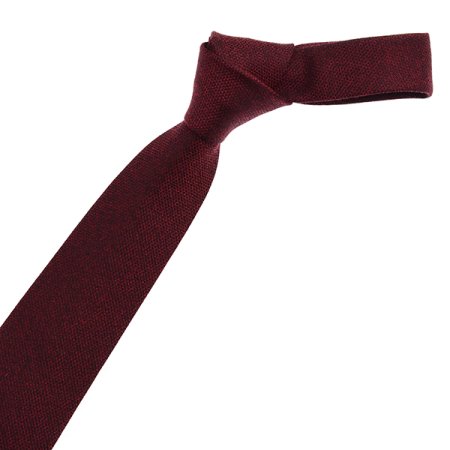 조직감이 돋보이는 솔리드 타이