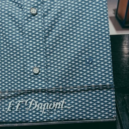 박쥐베트맨모티브 프린트뉴화이트셔츠