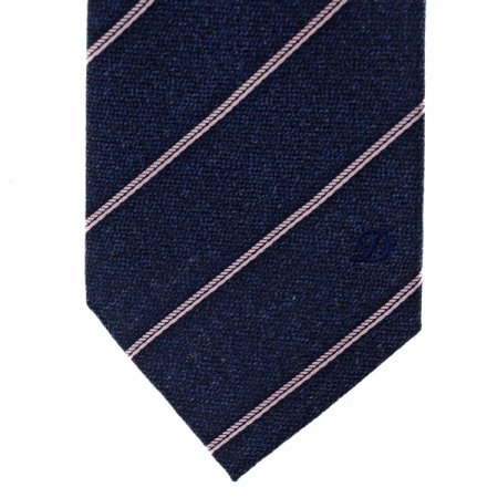 색감이 산뜻한 스트라이프 캐주얼타이