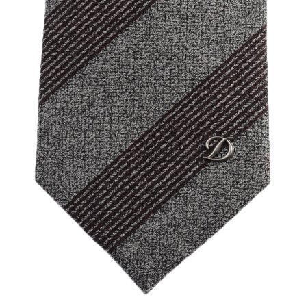 모던한 배색이 돋보이는스트라이프 타이