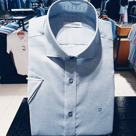 카라 뒷고대의 듀퐁로고 셔츠