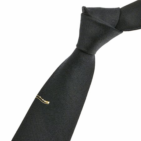 골드 포인트가 고급스러운 큐빅타이