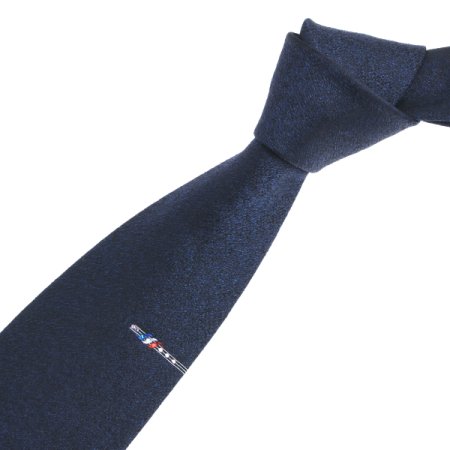 삼색 포인트가 돋보이는 큐빅타이