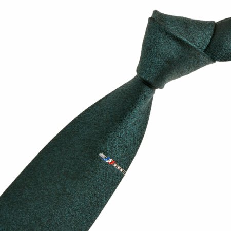 삼색 포인트가 돋보이는 큐빅타이