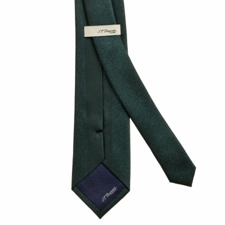 삼색 포인트가 돋보이는 큐빅타이