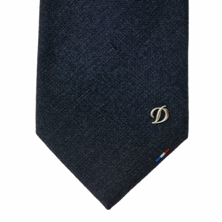 삼색 로고 포인트가 돋보이는 넥타이