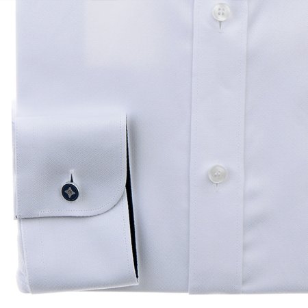 고급스런 화이트 일반핏셔츠