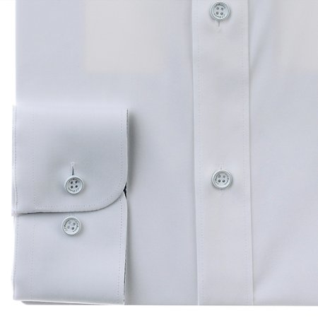 배색 사양의 클래식한 컴포터블 셔츠