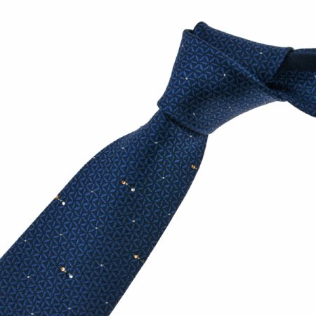 엣지있는 24년 신상품 큐빅타이