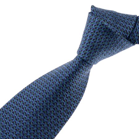 조직감이 돋보이는 견 기하학 타이