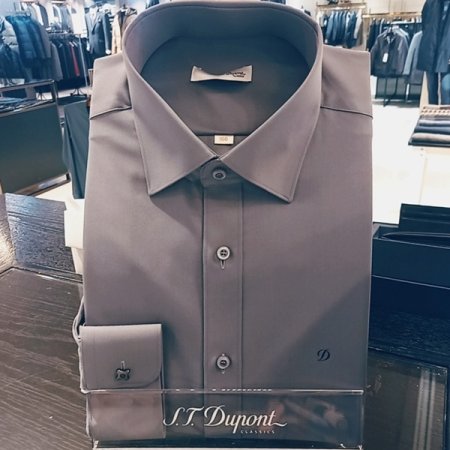 터치감이 좋은 그레이 일반핏셔츠