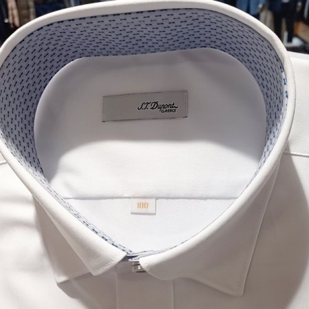 구김이 적고 터치감이 소프트한 셔츠