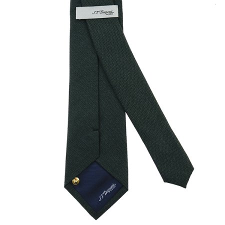 깔끔한 조직감이 돋보이는 솔리드타이