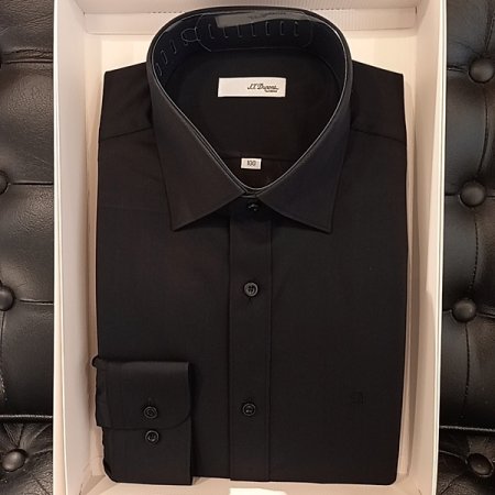 듀퐁만의 시그니처인 삼색자수셔츠