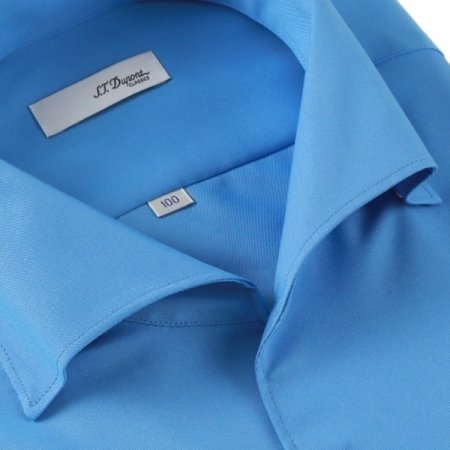 원피스카라 형태의 컴포터블 슬림핏셔츠