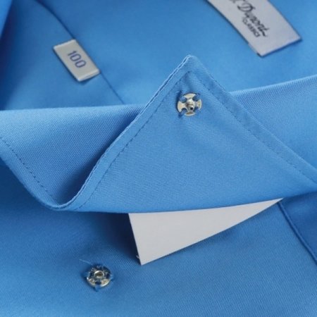 원피스카라 형태의 컴포터블 슬림핏셔츠