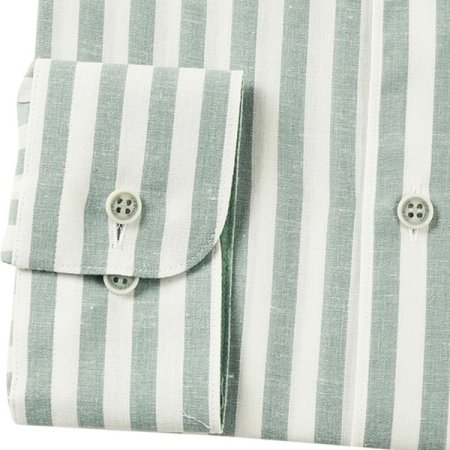 배색 사양의 캐주얼한 컴포터블 셔츠