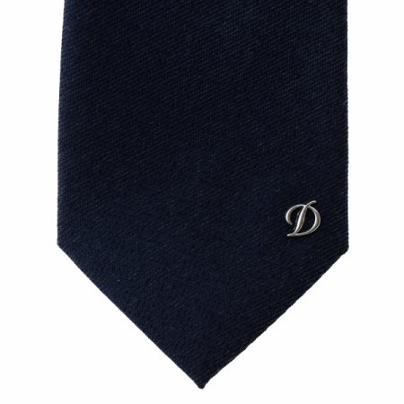 라인이 돋보이는 원포인트 솔리드타이