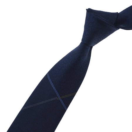 라인이 돋보이는 원포인트 솔리드타이