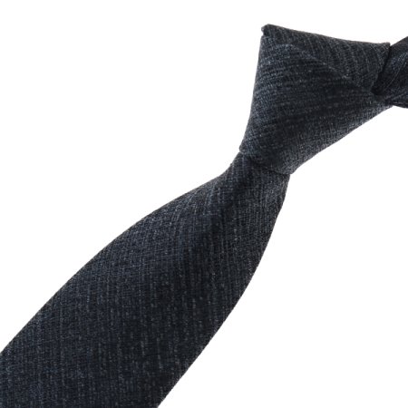 조직감이 돋보이는 슬림 솔리드타이