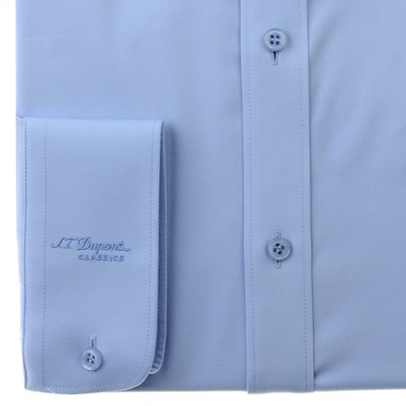 스트레치 소재를 사용한기본 슬림핏셔츠