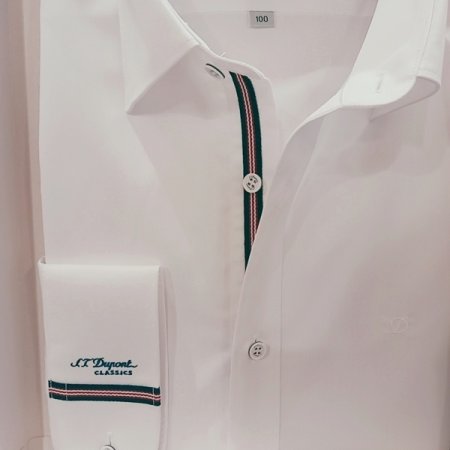 커퍼스와 마이다대 삼색자수 슬림핏셔츠