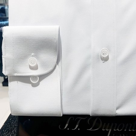 카라 뒷고대 삼색 패치 화이트슬림셔츠