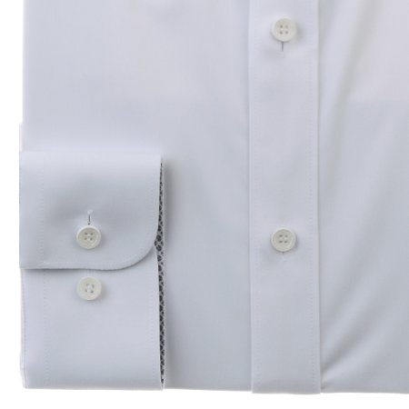 구김이 적고 터치감이소프트한 셔츠