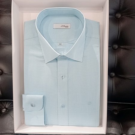 터치감이 소프트 하고 구김이적은 셔츠