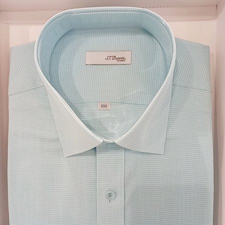 터치감이 소프트 하고 구김이적은 셔츠