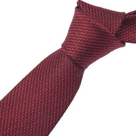 은은한 조직감이 돋보이는 타이