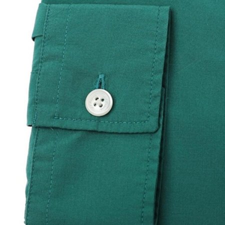 컬러풀한 컬러감이 특징인 셔츠