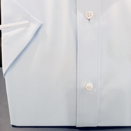 면 폴리에스터 혼방 화이트슬림핏셔츠