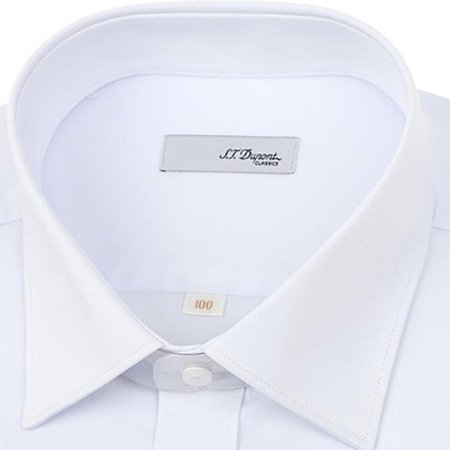 착용감이 편안하고 구김이 적은 셔츠