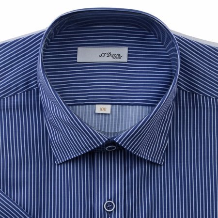 클래식하고 캐주얼하게 착용가능한 셔츠