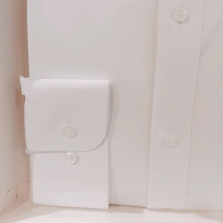 착용감이 좋고 구김이 없는 셔츠