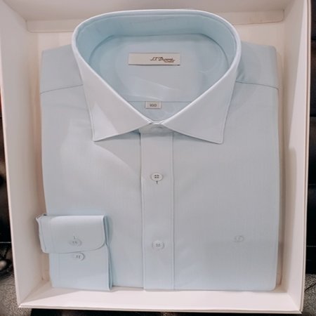 카라 뒷고대에 삼색자수가 포인트 셔츠