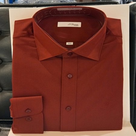 삼색 컬러 테이프를 끼운 슬림셔츠