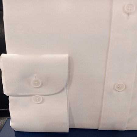 삼색변형 테이프를 시다플라켓 셔츠