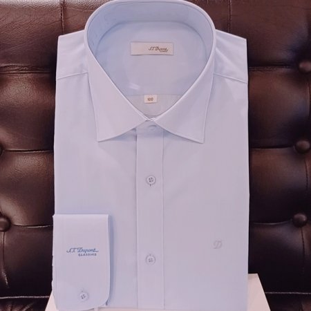 신축성이 좋은 일반핏 블루 셔츠