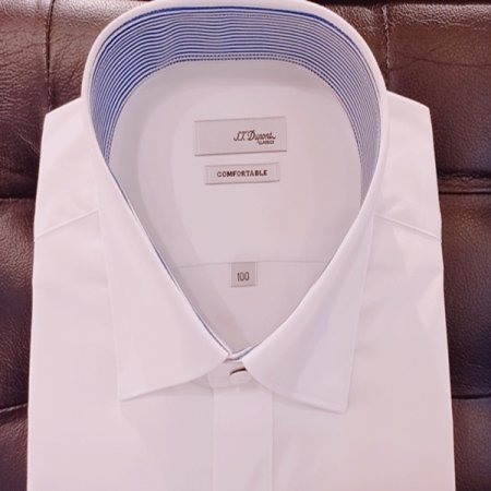 신축성이 좋은 스트레치 슬림셔츠