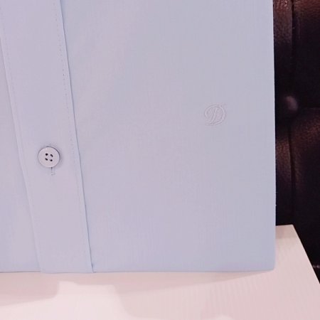 신축성이 좋은 스트레치 슬림셔츠