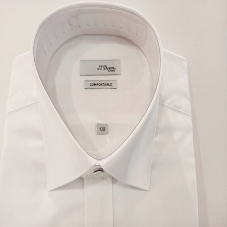 삼색 TAPE로 패치로 포인트를준셔츠