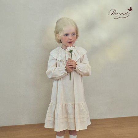 여아 레이스 카라 핀턱 원피스